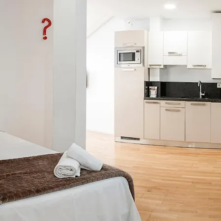 Living4malaga Calderon De La Barca Apartment *