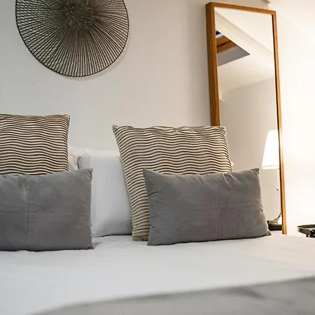 Living4malaga Calderon De La Barca Apartment *