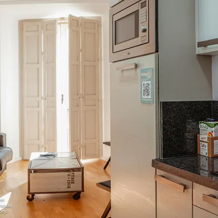 Living4malaga Calderon De La Barca Apartment
